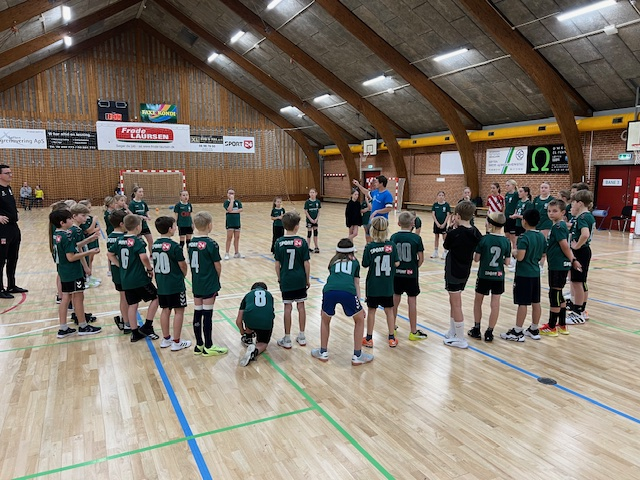 Et billede, der indeholder sport, person, sportsgren, basketballAutomatisk genereret beskrivelse