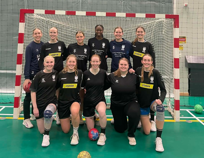 Et billede, der indeholder sportsgren, person, sport, sportsudstyrAI-genereret indhold kan være ukorrekt.